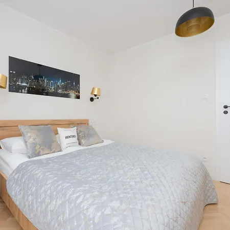 Goplanska Stylish With Balcony By Renters Apartament Warszawa