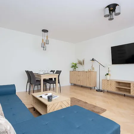 Apartament Goplanska Stylish With Balcony By Renters